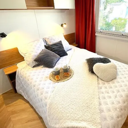 Mobil-home Beau Neuf, 4*, A Pied ! Prázdninový dům *