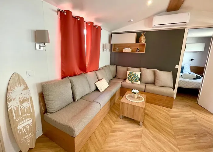 Mobil-home Beau Neuf, 4*, A Pied !