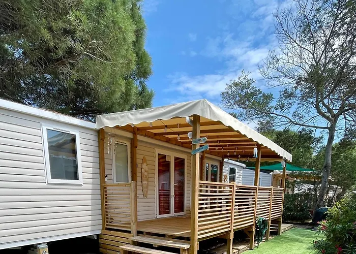 Mobil-home Beau Neuf, 4*, A Pied ! Vakantiehuis *